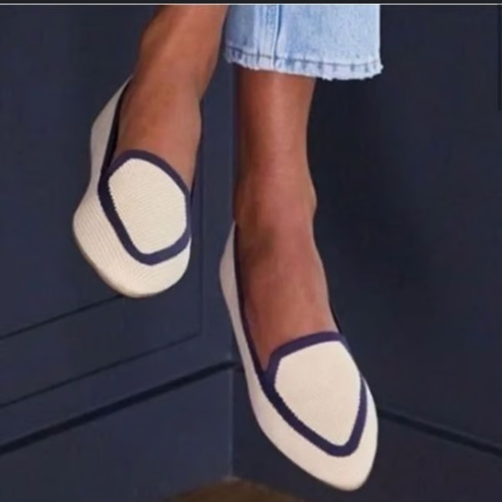 Elegant Cream  Navy Birdies Blackbird Knit Pointed Toe
Loafer Flats $160 casual